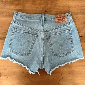 Levi’s 501 Shorts!!